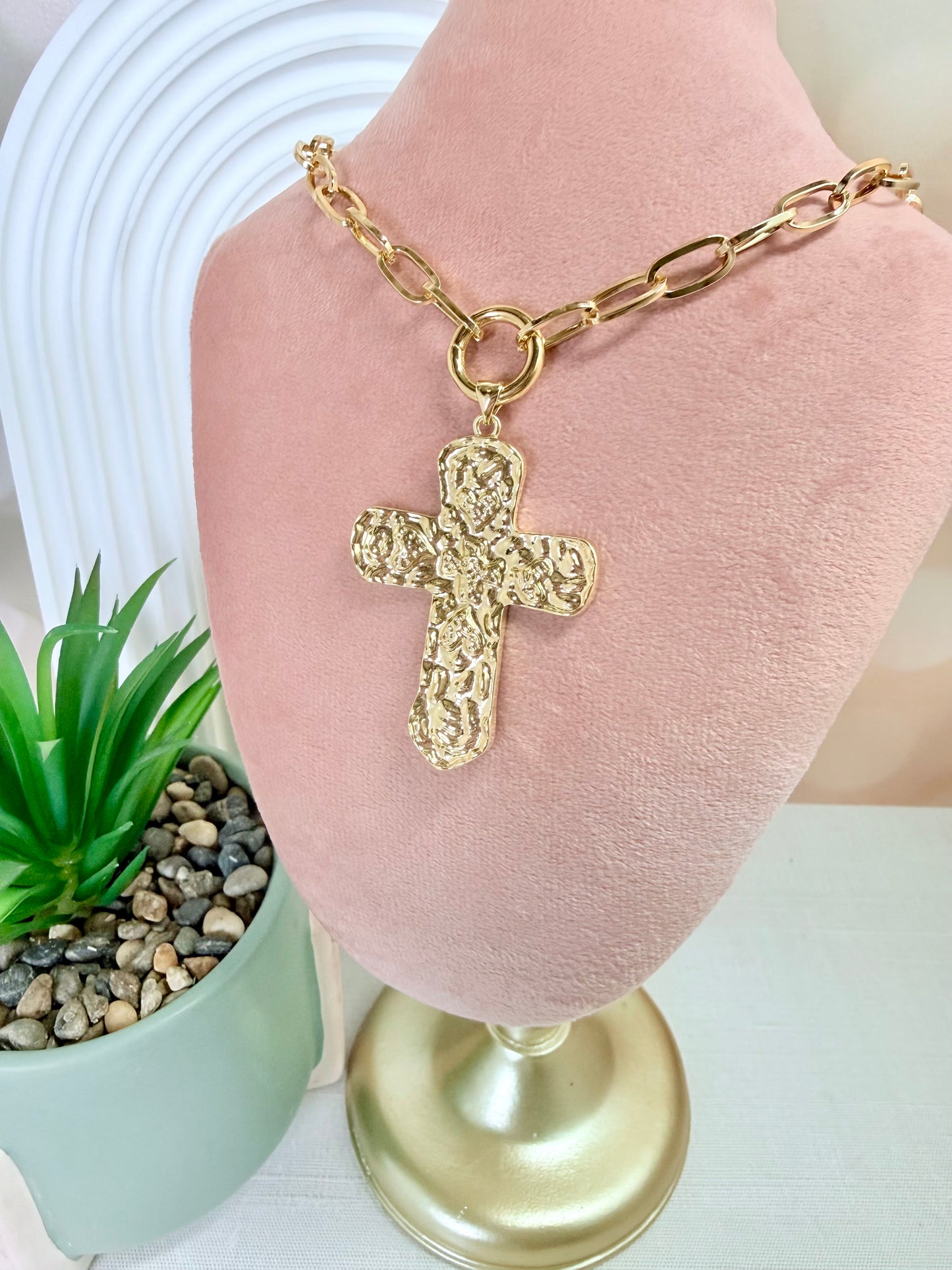 Chunky Large Detailed Cross Necklace
