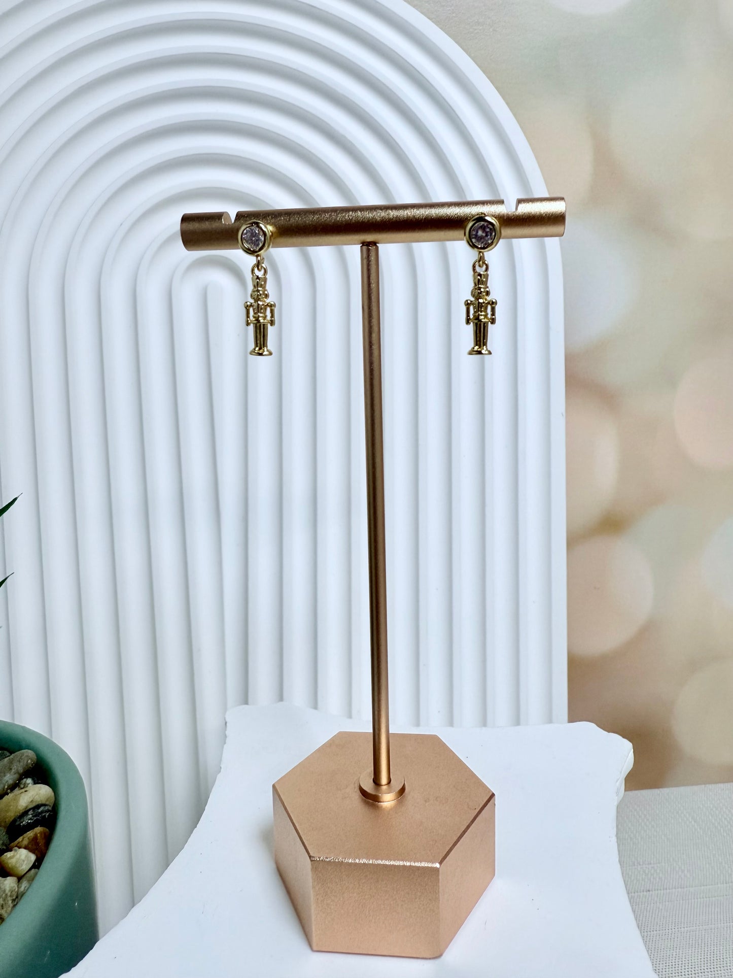 Dainty Nutcracker