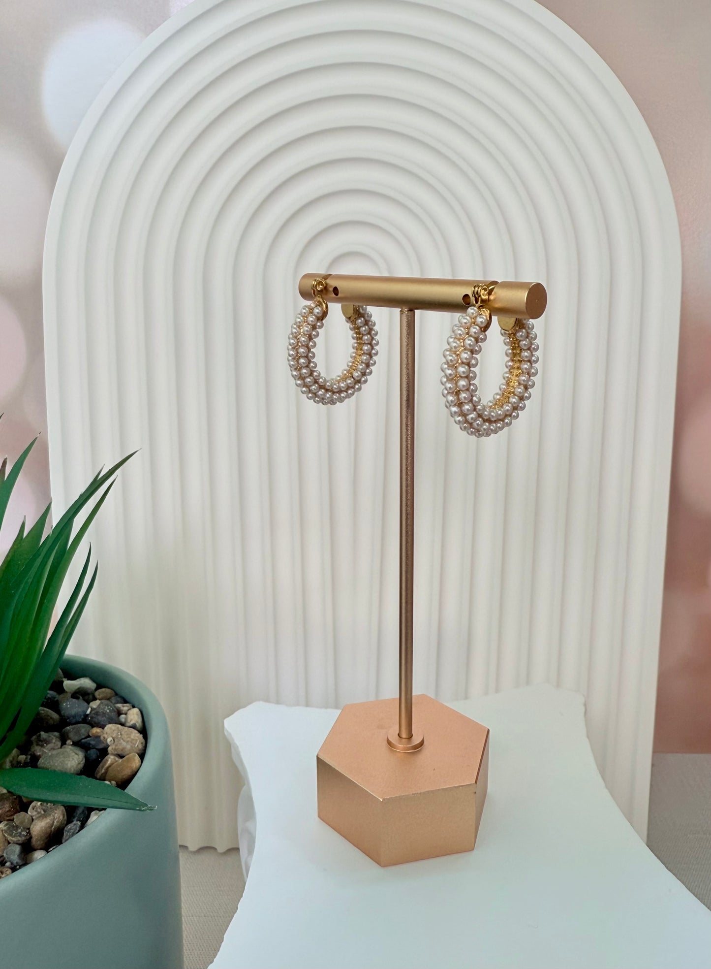 Pearl Hoop