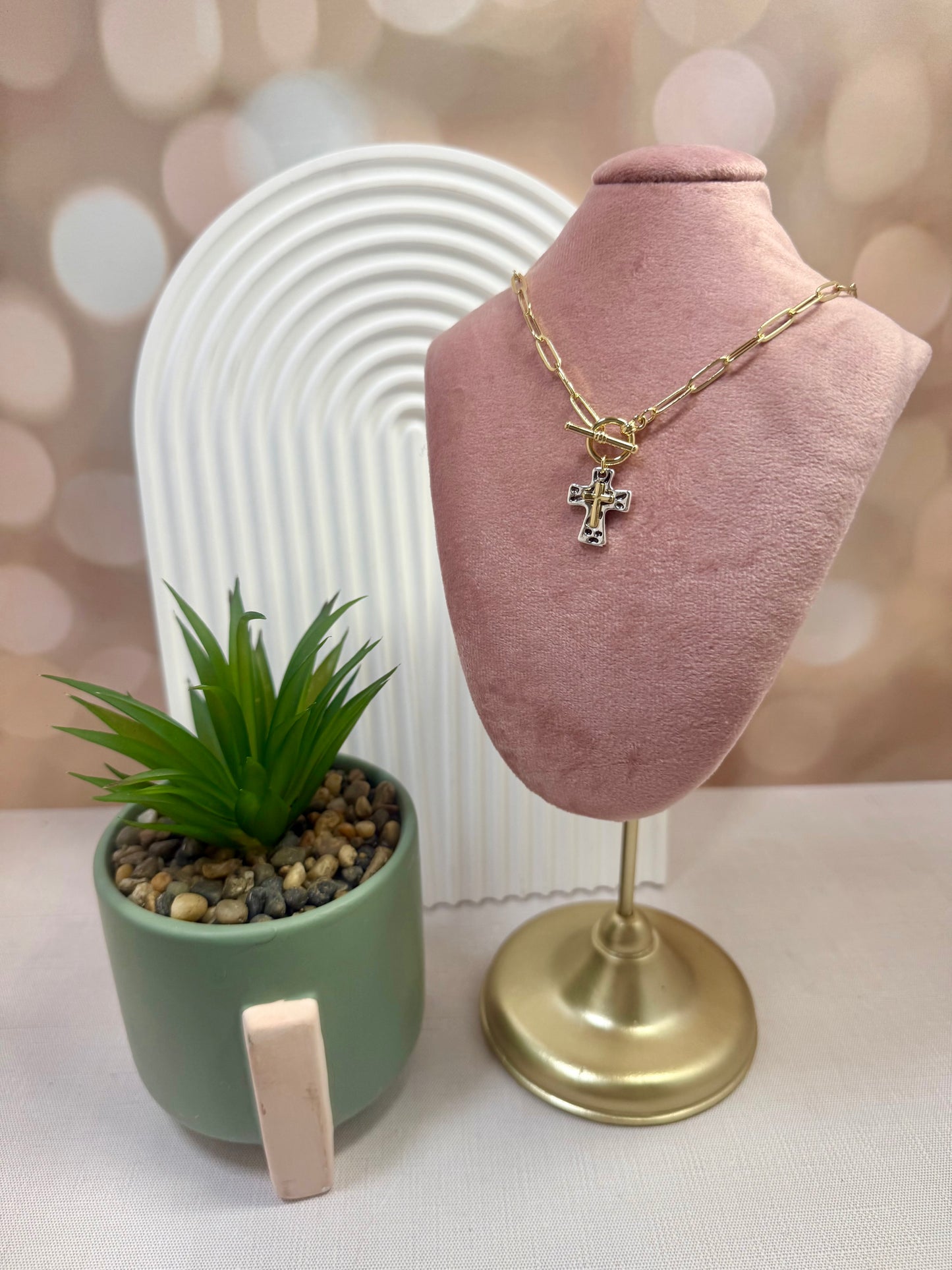 Mix Metal Toggle Cross