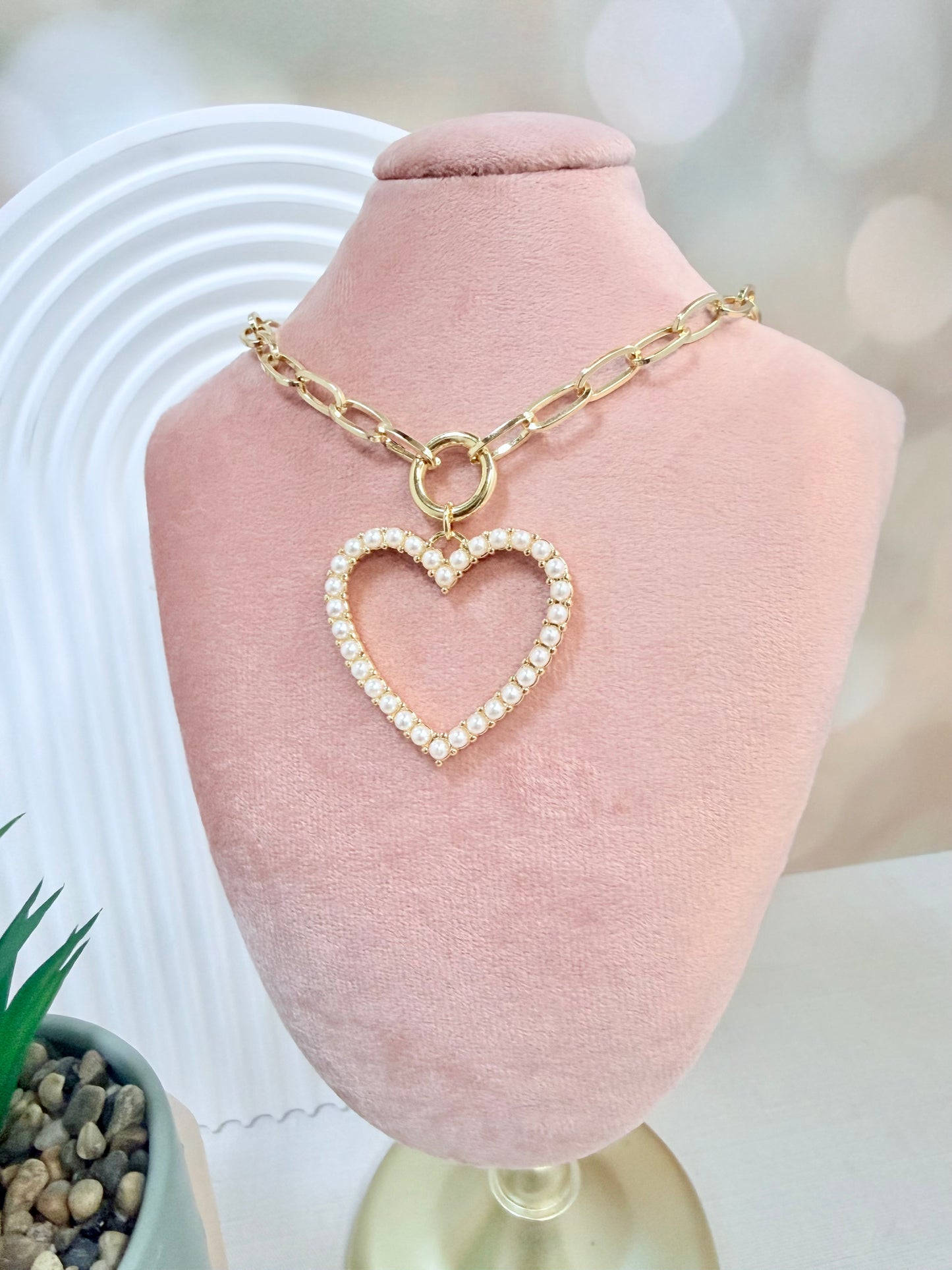Chunky Large Pearl Heart
