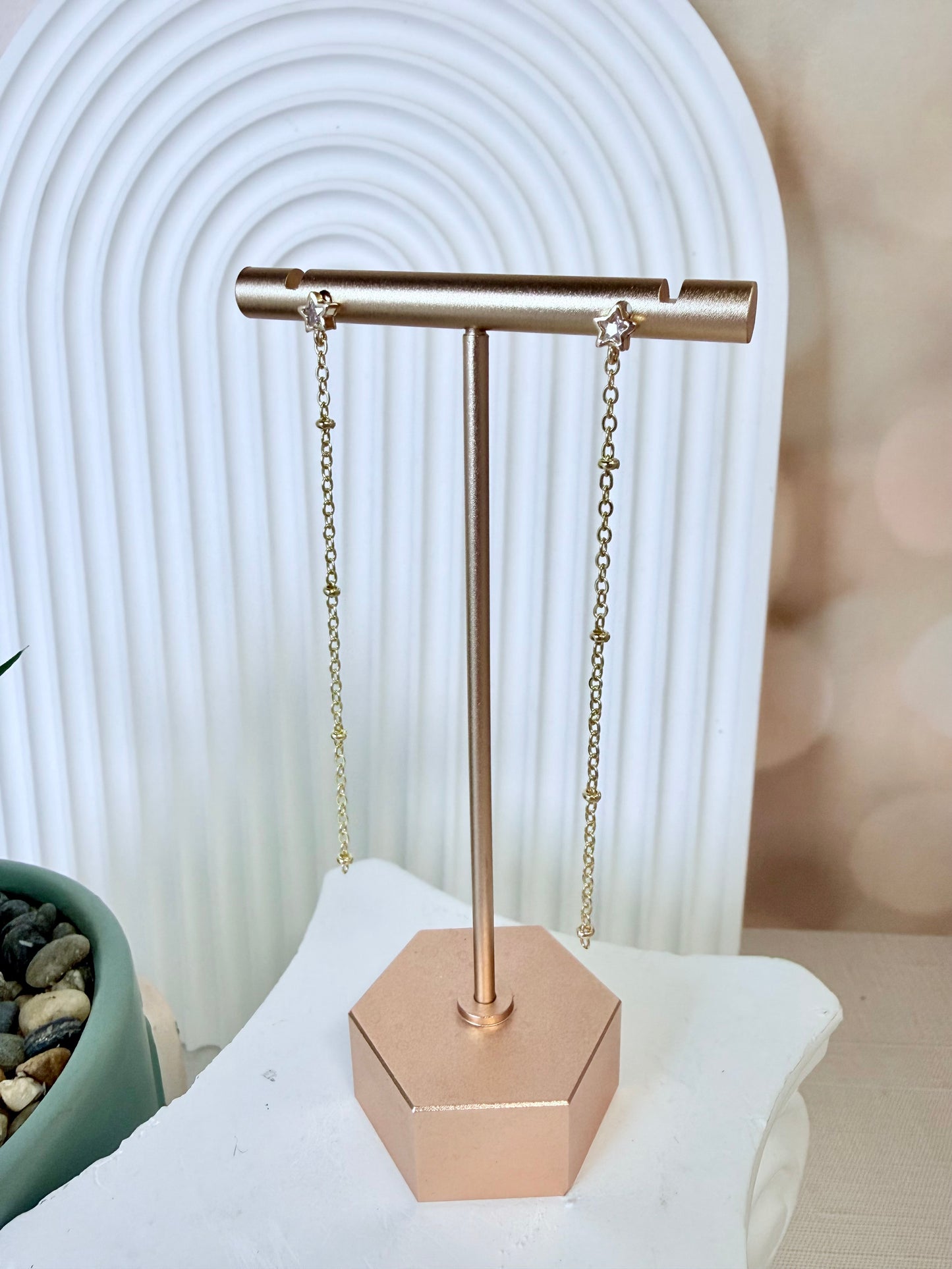 Star Stud Satellite Chain Drop