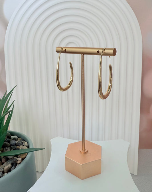 Elongated Hoop