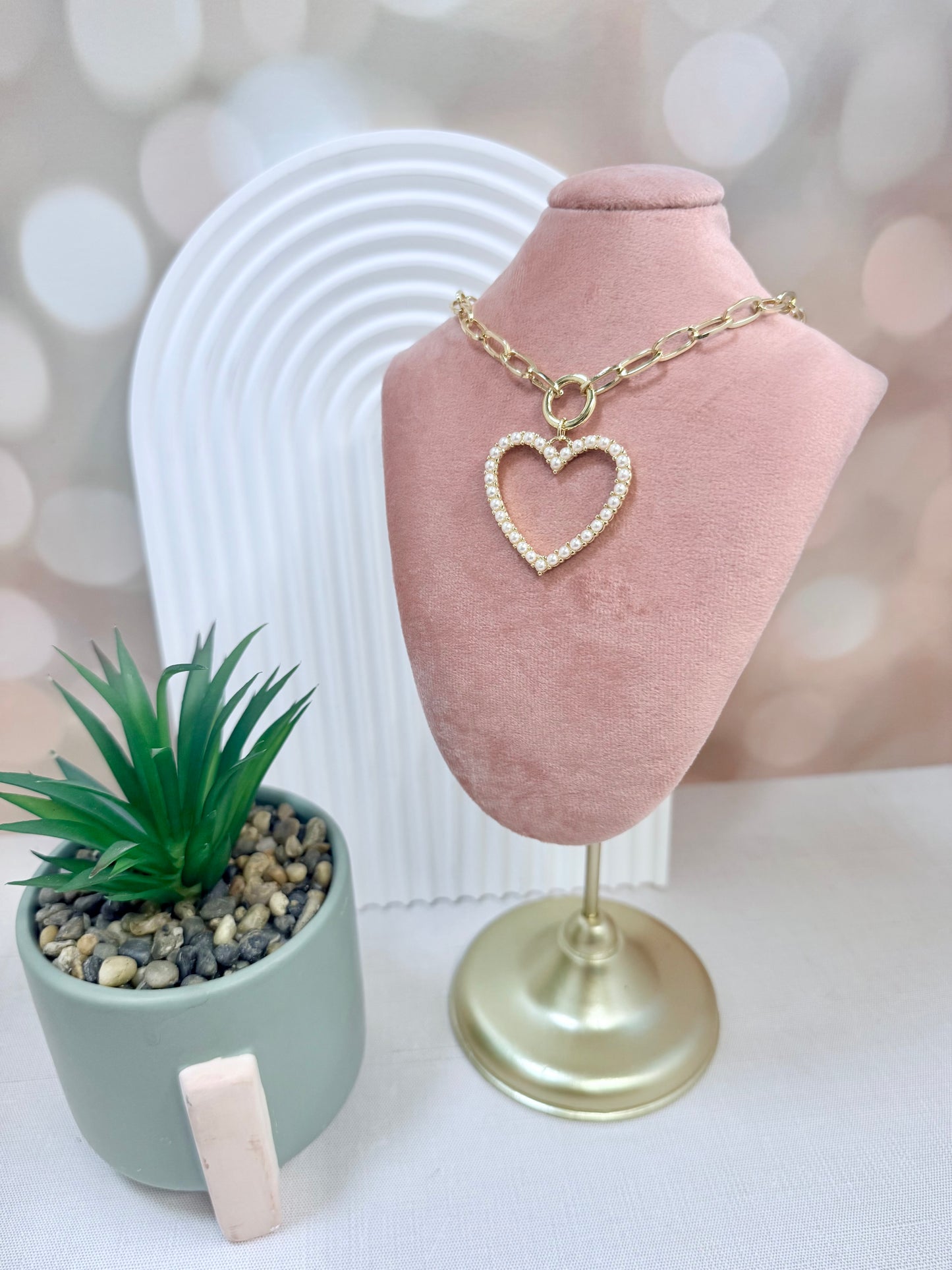 Chunky Large Pearl Heart