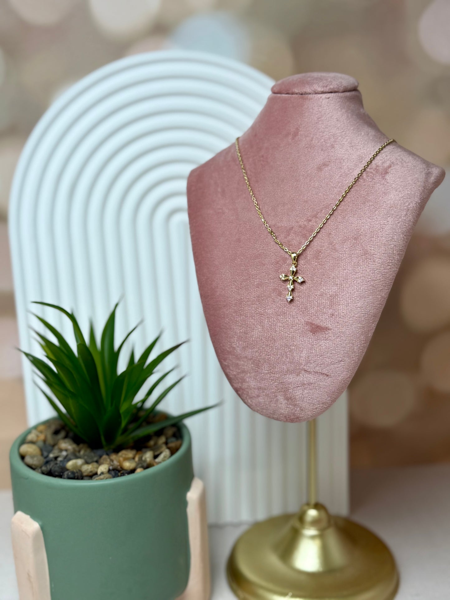 Cluster Stone Cross