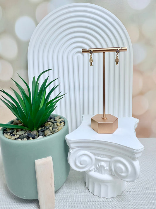 Dainty Nutcracker