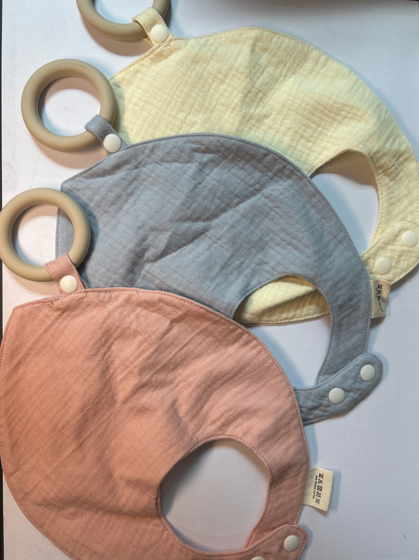 3 Piece Muslin Bib Set With Silicone Teething Ring