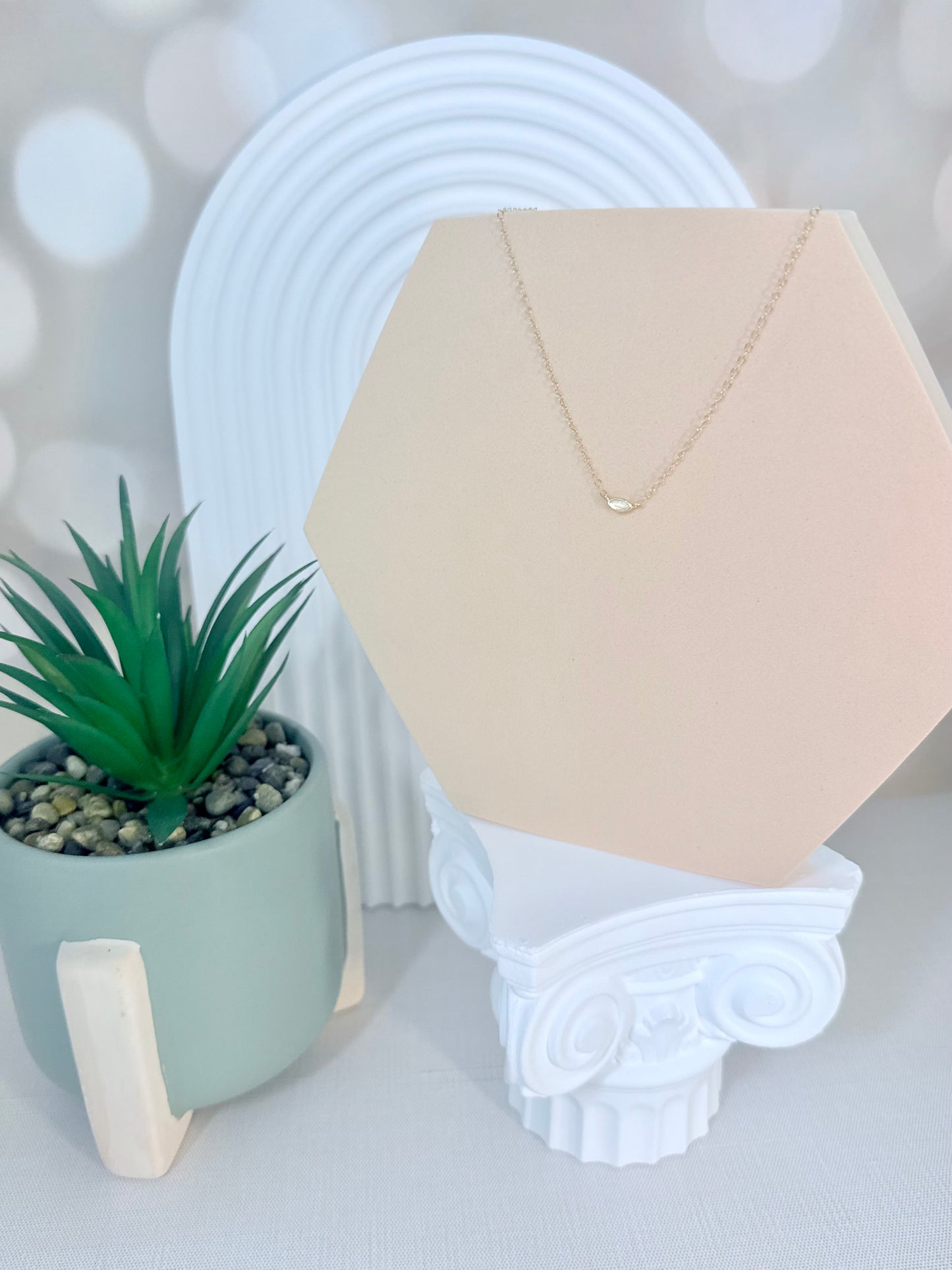 Dainty Opal