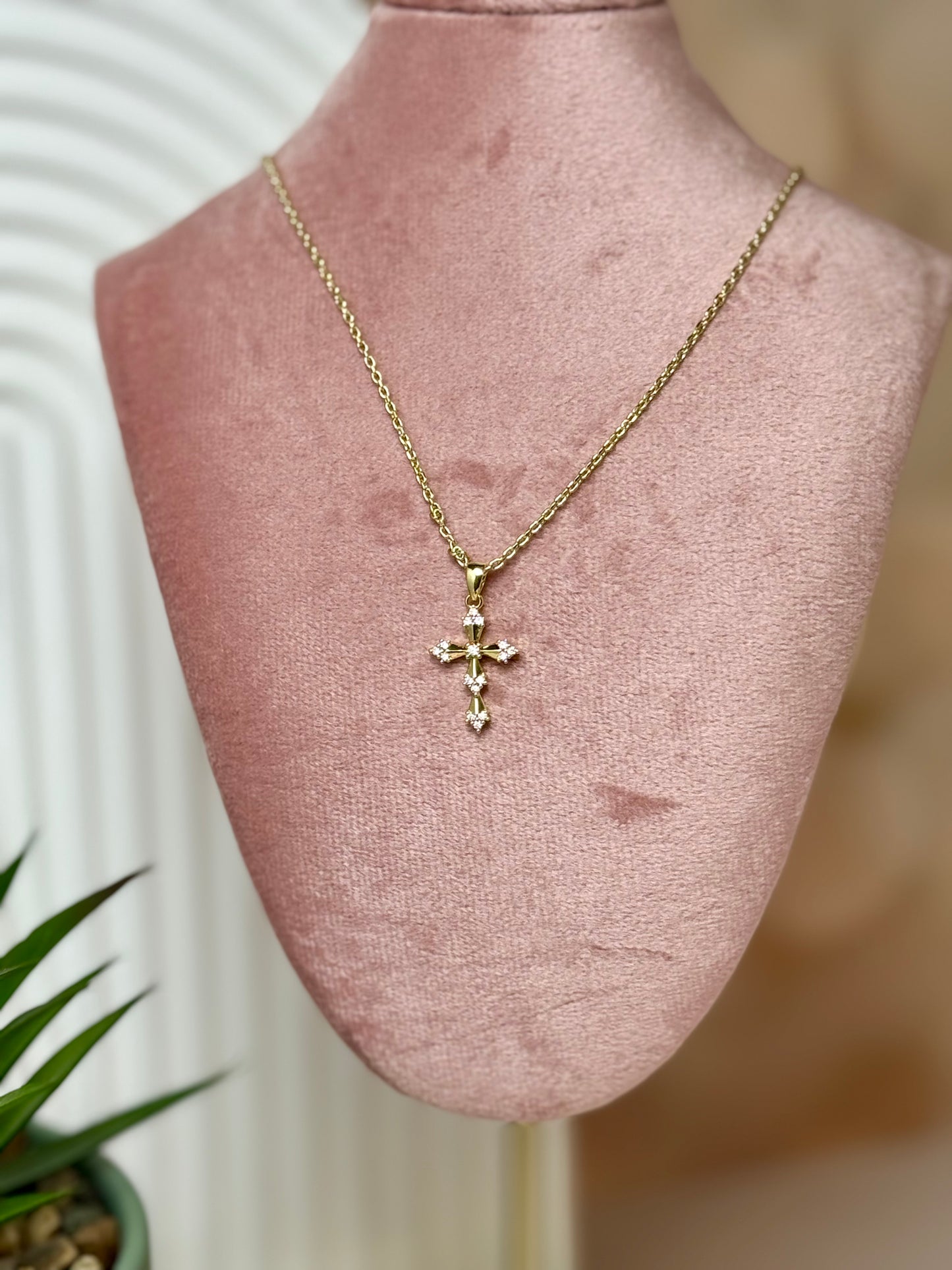 Cluster Stone Cross