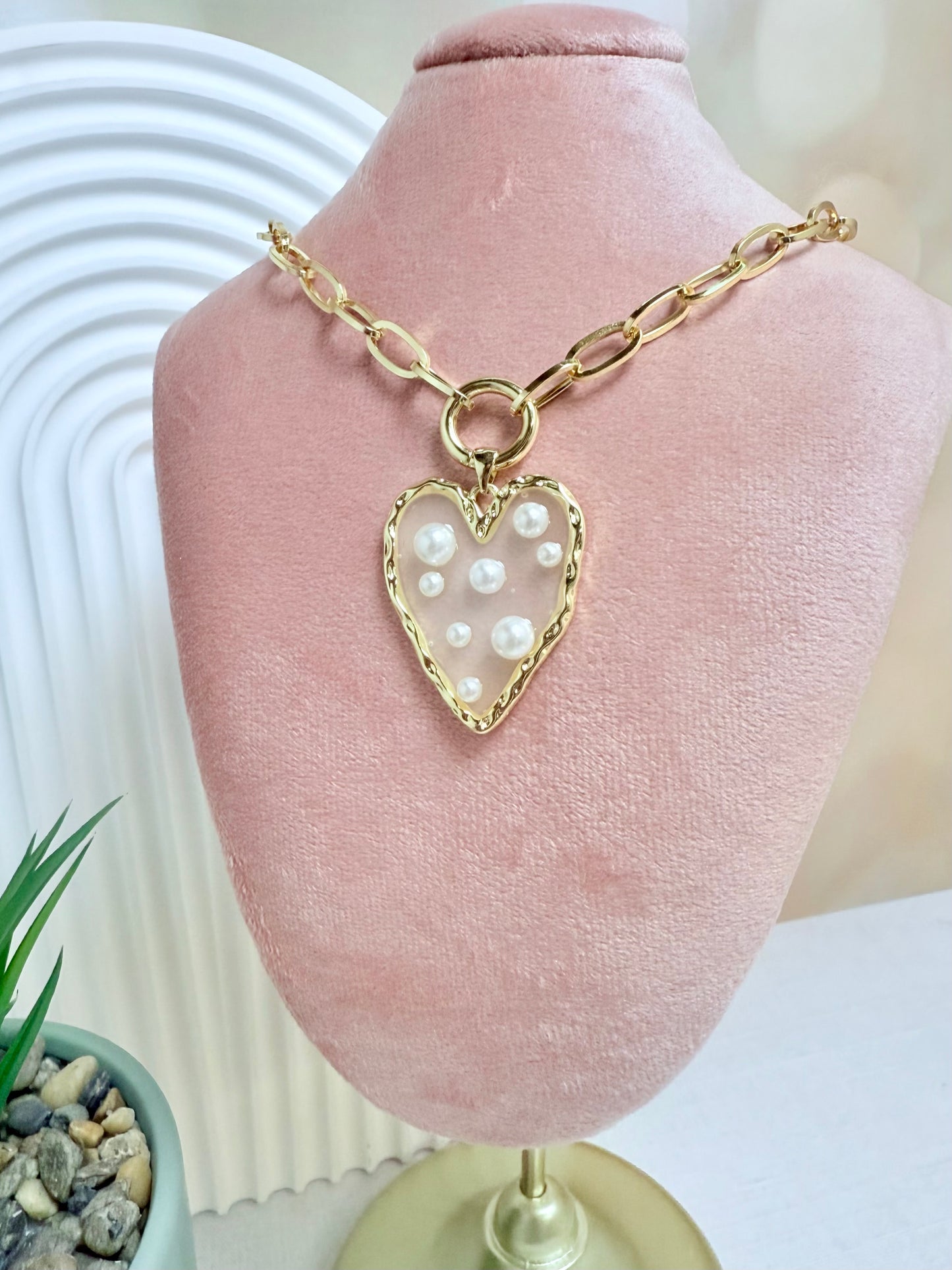 Chunky Pearl Heart