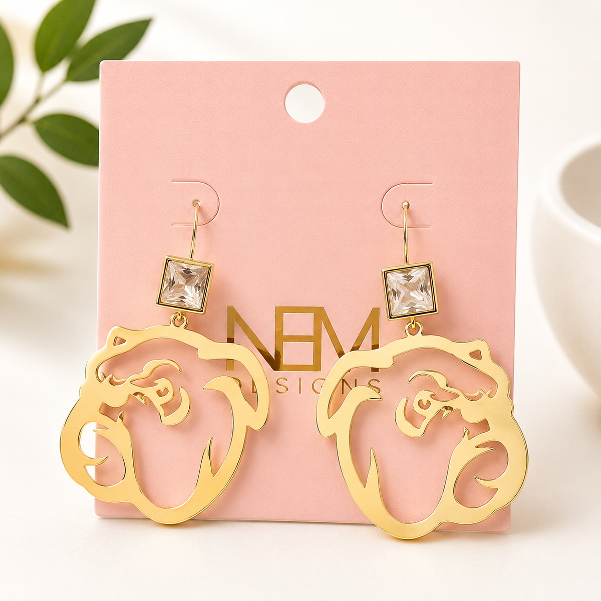 Bulldog Hook Earring